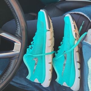 Womens Nike flex supreme aqua (greenish/blue) super cute! Womens 7